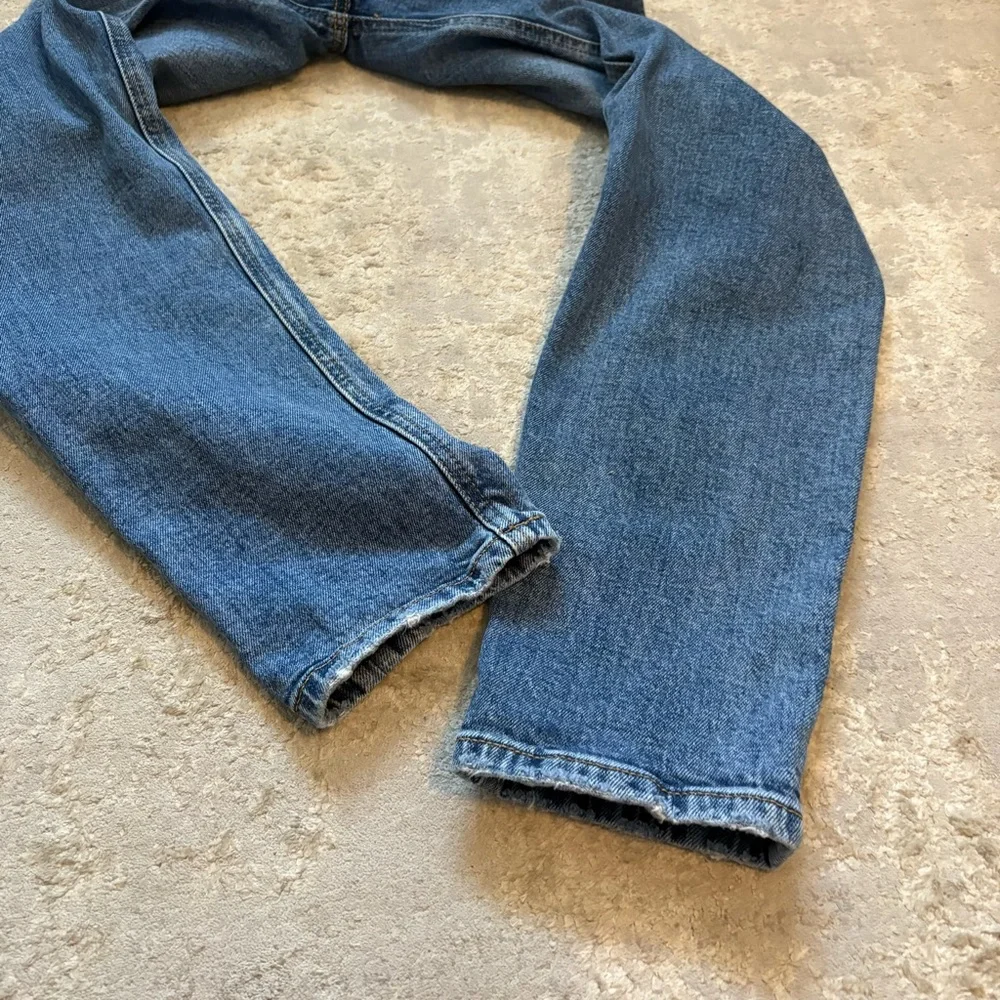 Dynamite Denim Claudia Blue Denim High Rise Waisted Distressed Mom Jeans Size 24 - Picture 11 of 11